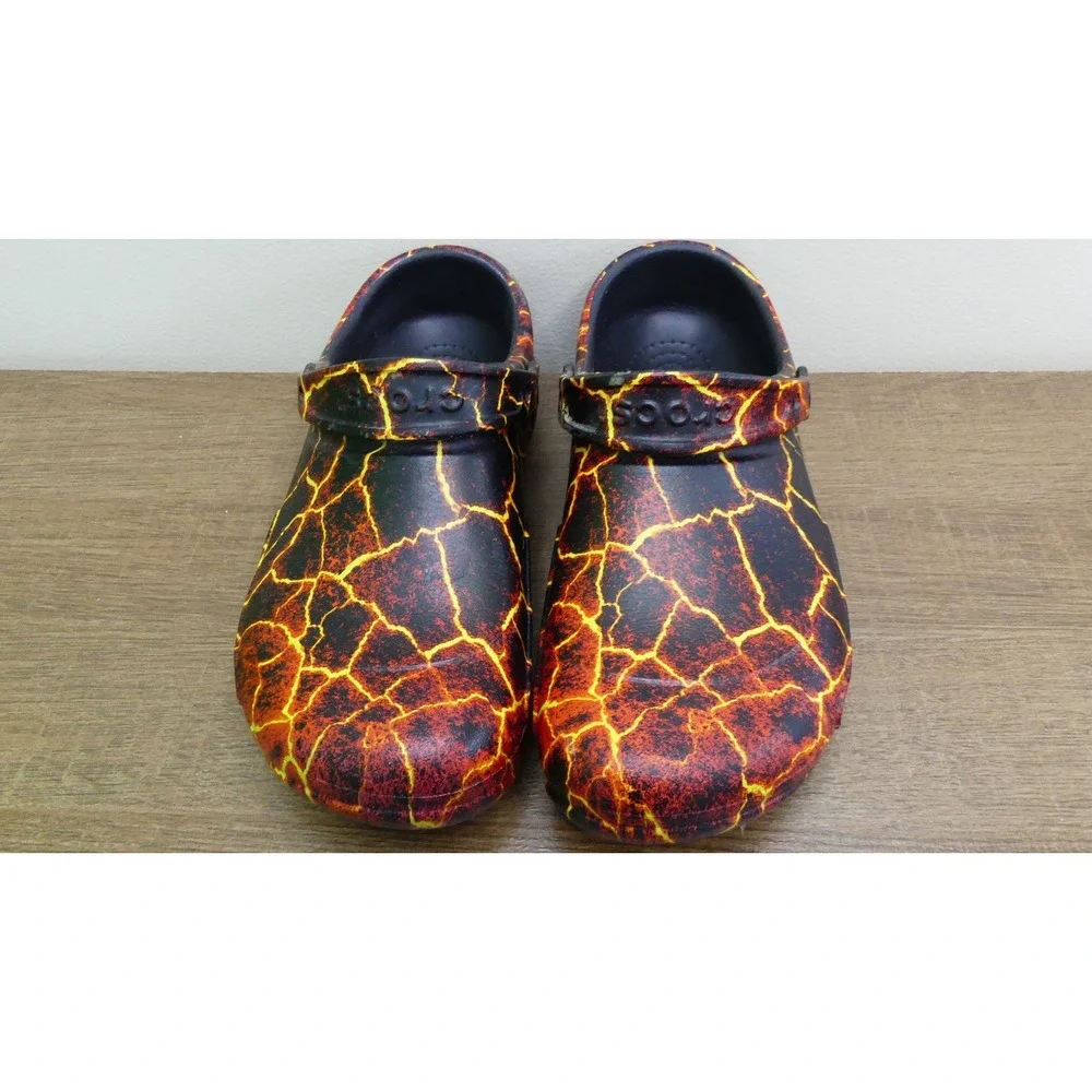 Crocs Bistro Graphic Clog Mens 10 Black Tangerine Excellent Fish Work Shoe